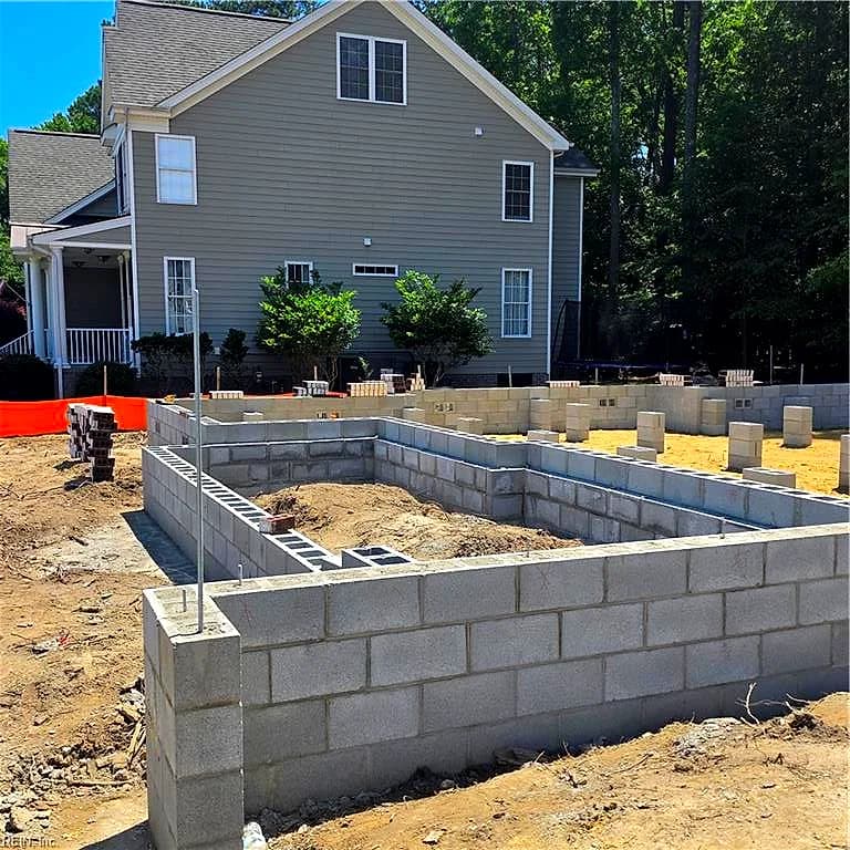 1221 Founders Pointe TRL, CARROLLTON VA 23314 thumb 11