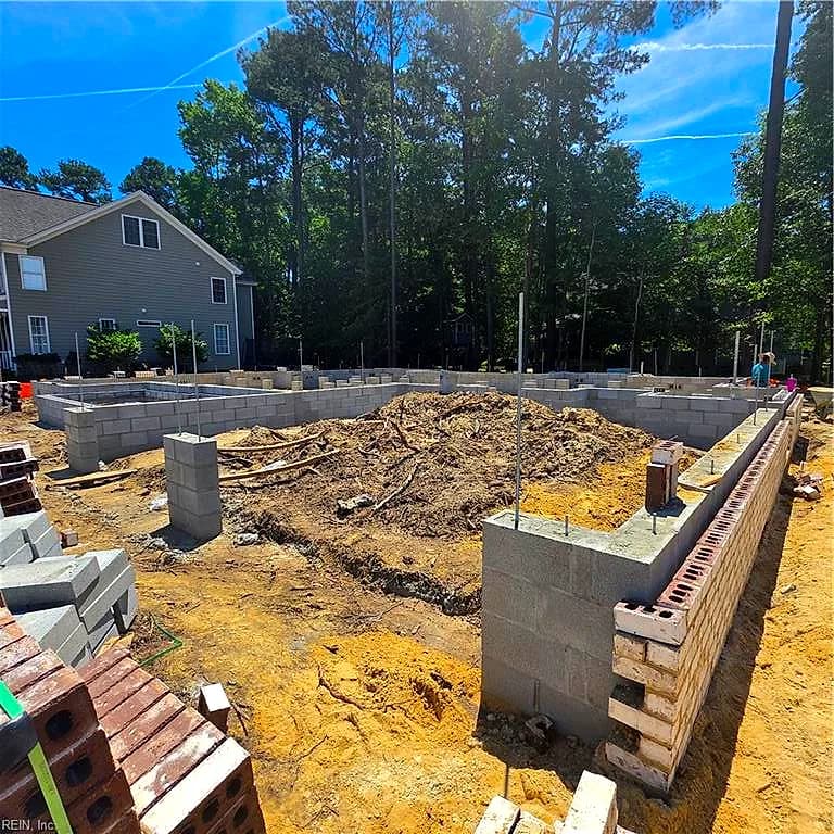 1221 Founders Pointe TRL, CARROLLTON VA 23314 thumb 8