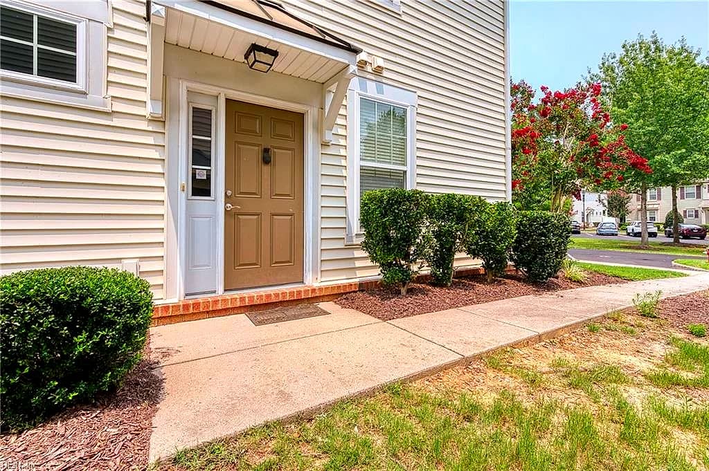 3215 Kenton CT, TOANO VA 23168 - Photo 2