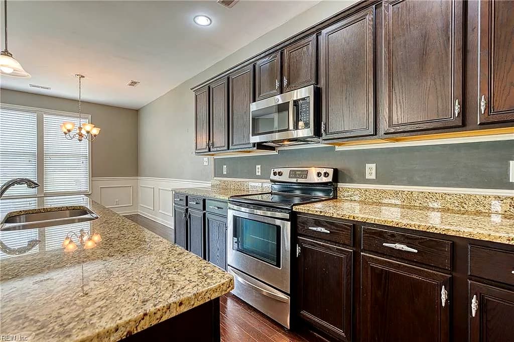 3215 Kenton CT, TOANO VA 23168 thumb 8