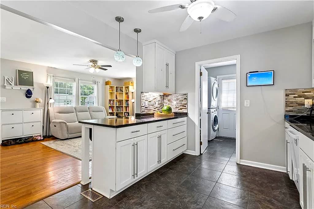102 Temple ST, HAMPTON VA 23664 thumb 6