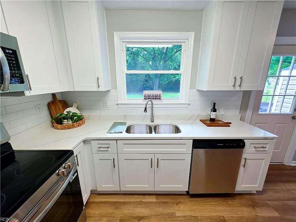 1012 Reon DR, VIRGINIA BEACH VA 23464 thumb 7