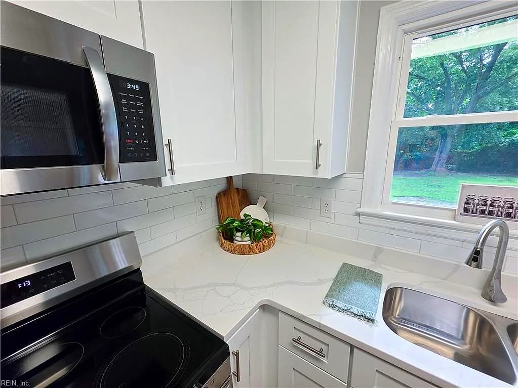 1012 Reon DR, VIRGINIA BEACH VA 23464 thumb 8