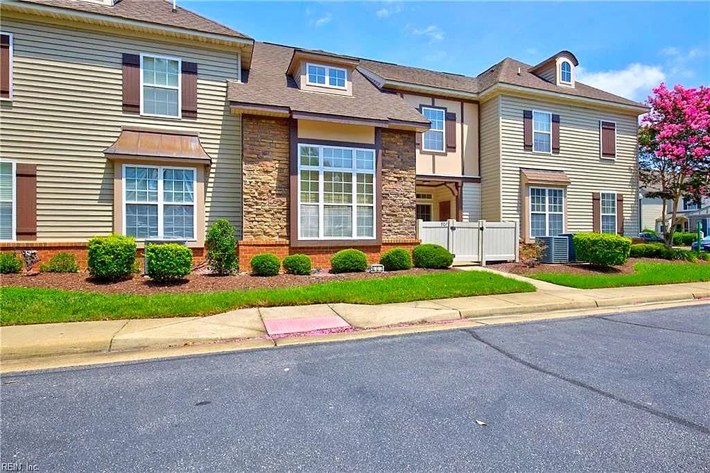 907 Rivers ARCH, CARROLLTON VA 23314 - Photo 3