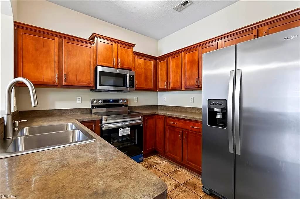 907 Rivers ARCH, CARROLLTON VA 23314 thumb 9