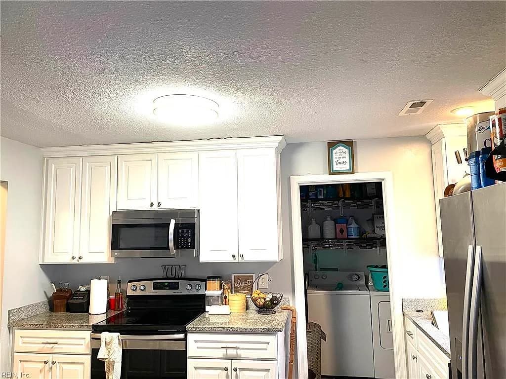 6817 Cedarwood CT, NORFOLK VA 23513 thumb 9