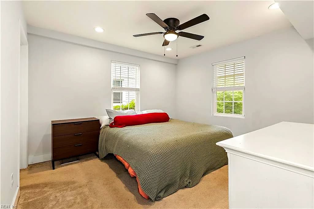 162 W Seaview AVE, NORFOLK VA 23503 thumb 11