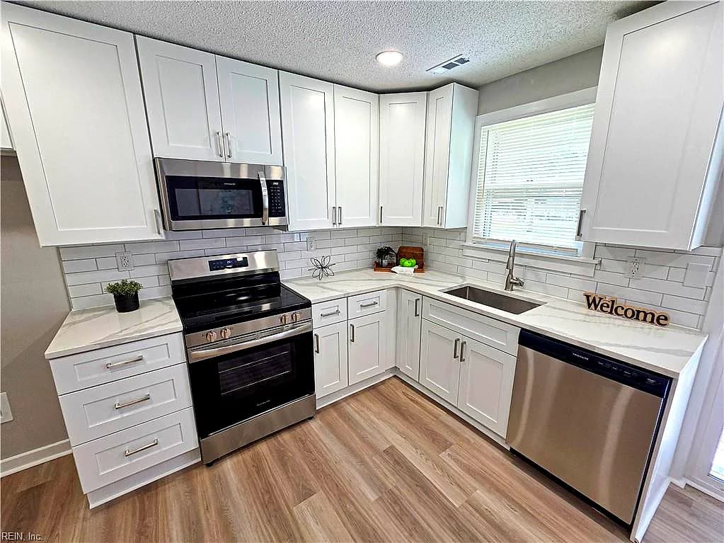 167 Launch Landing RD, MOYOCK NC 27958 - Photo 2