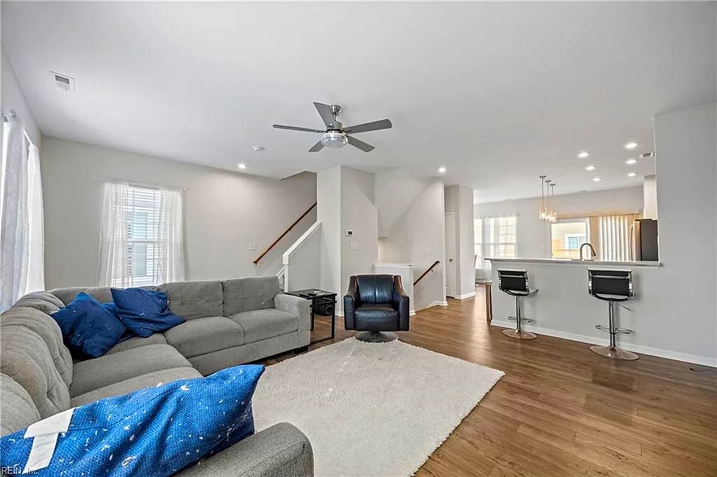 213 Runnel ST, HAMPTON VA 23666 - Photo 5