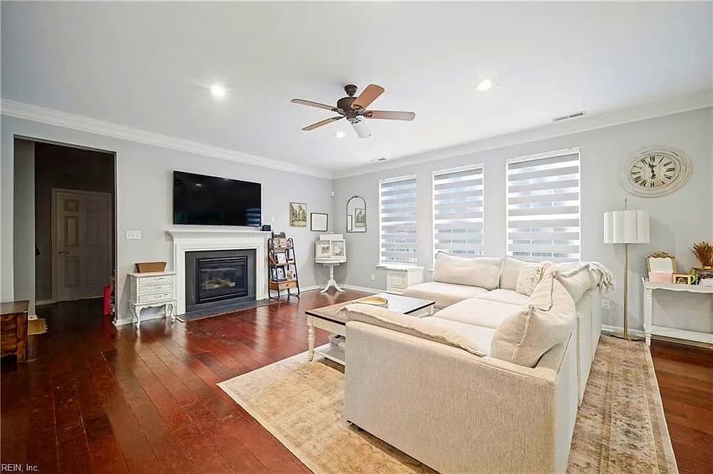 126 Torrington CIR, SUFFOLK VA 23436 - Photo 3