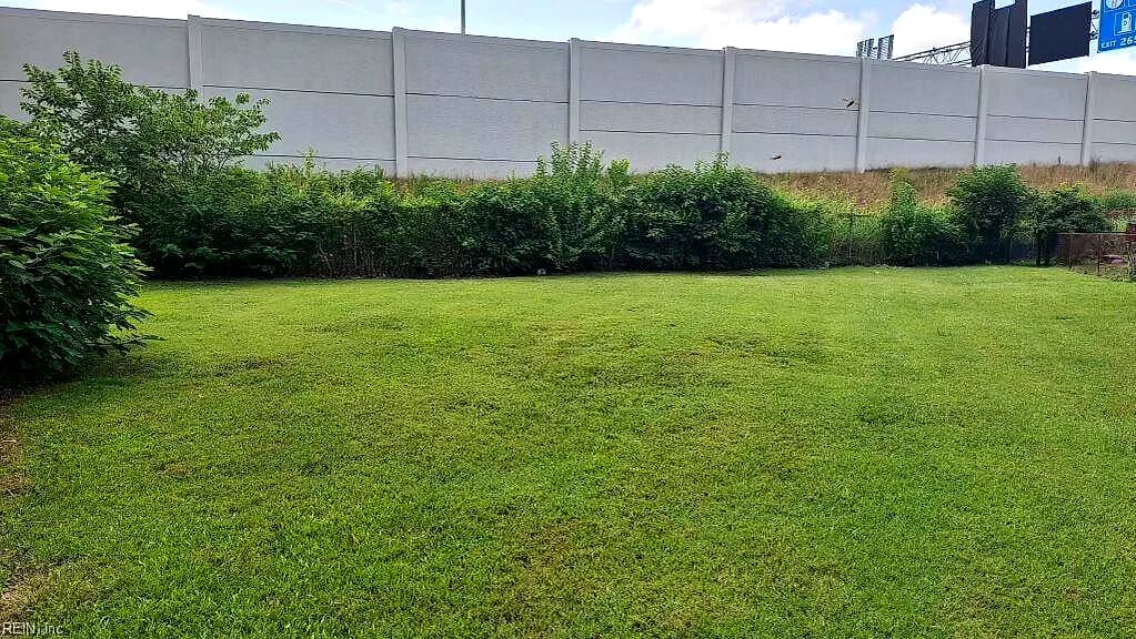 9000 Spring ST, HAMPTON VA 23669 - Photo 3