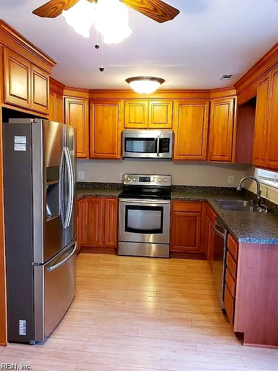 877 Carew RD, VIRGINIA BEACH VA 23462 - Photo 5