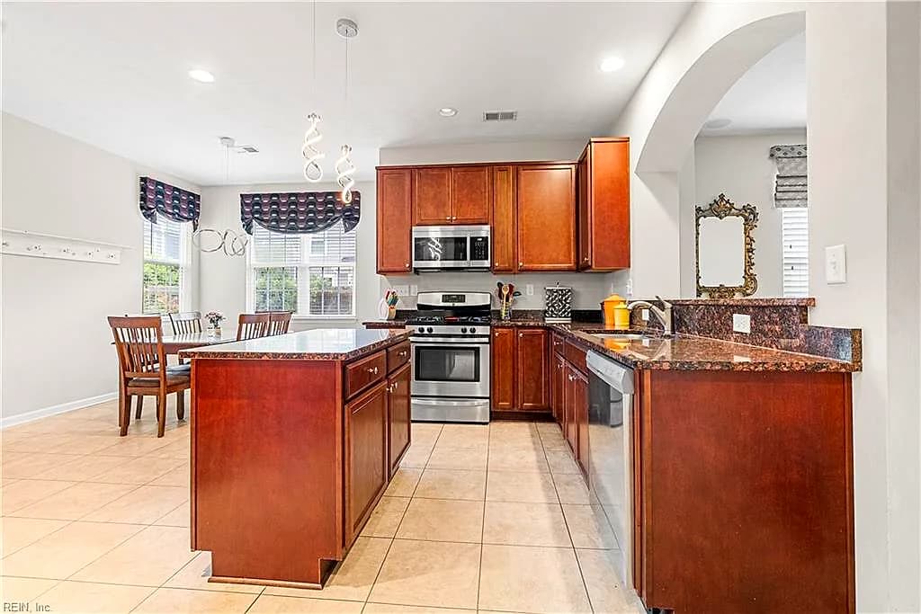 2541 Mirasol DR, VIRGINIA BEACH VA 23456 thumb 7