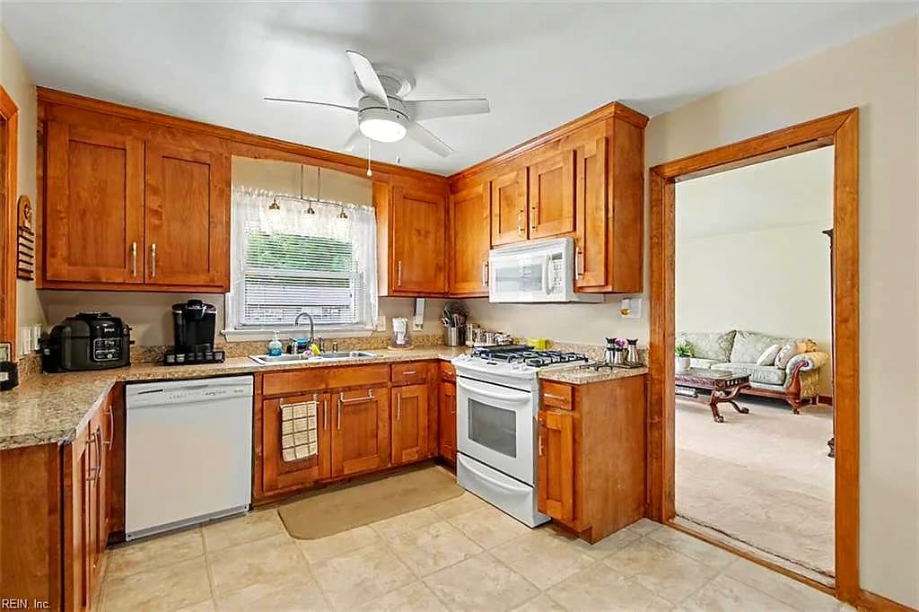 108 Bowen DR, HAMPTON VA 23666 thumb 11