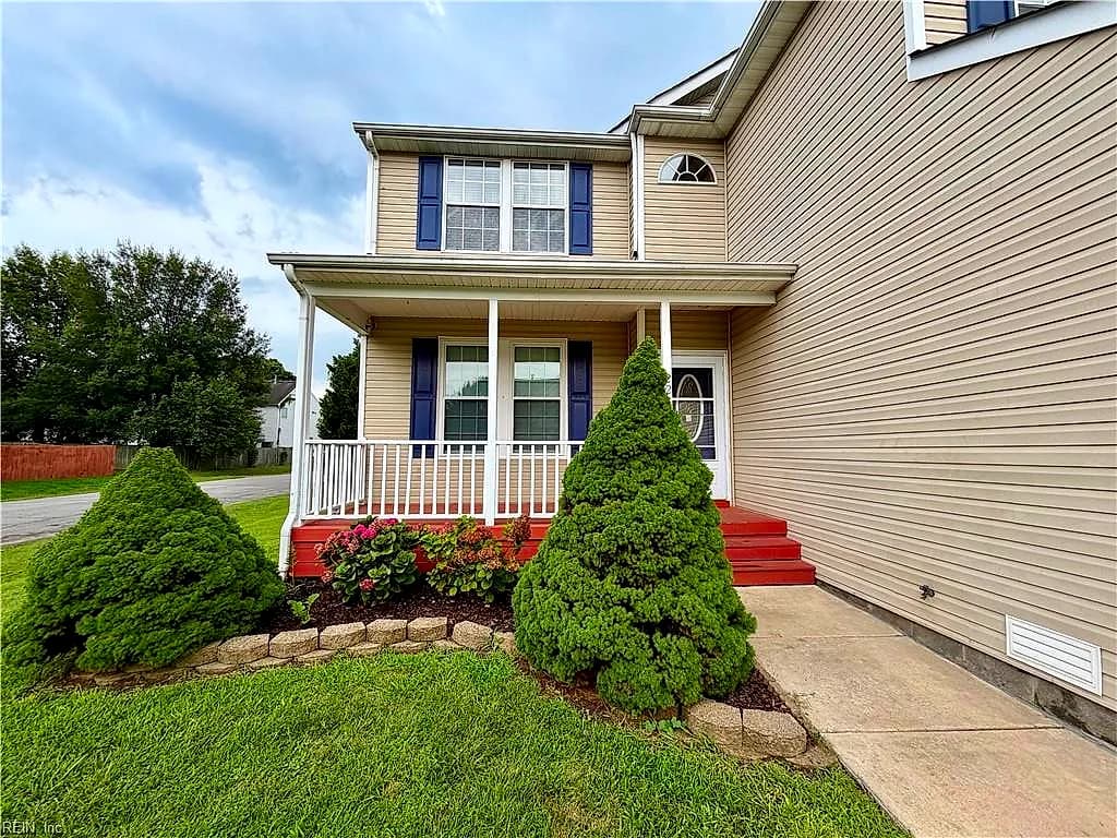 221 Dunn ST, CHESAPEAKE VA 23320 - Photo 3