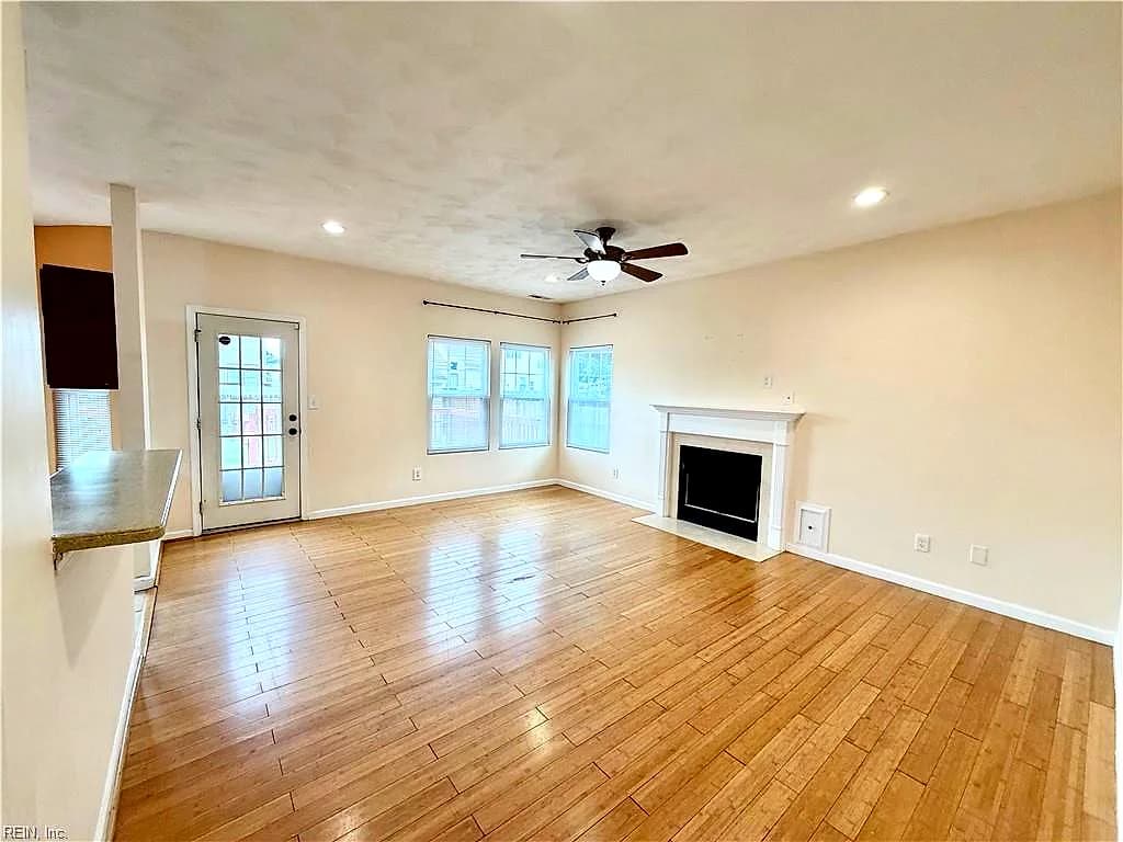 221 Dunn ST, CHESAPEAKE VA 23320 thumb 8