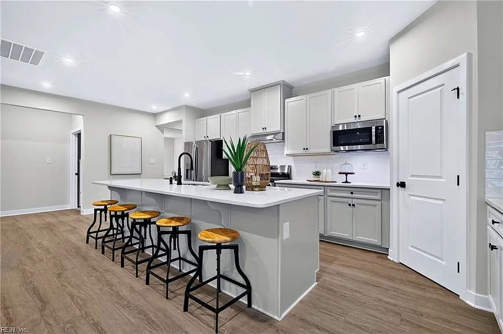 2213 Mainsail DR, CARROLLTON VA 23314 thumb 7