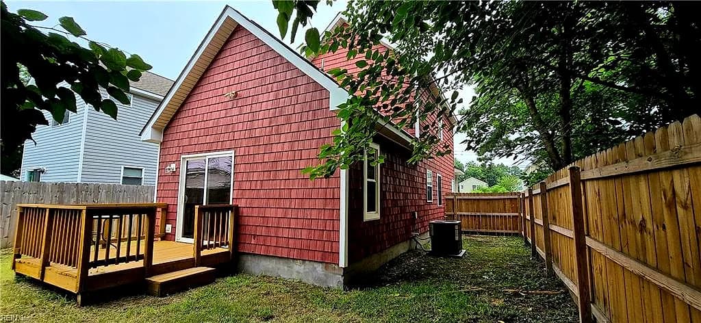 303 Duke ST, SUFFOLK VA 23434 - Photo 5