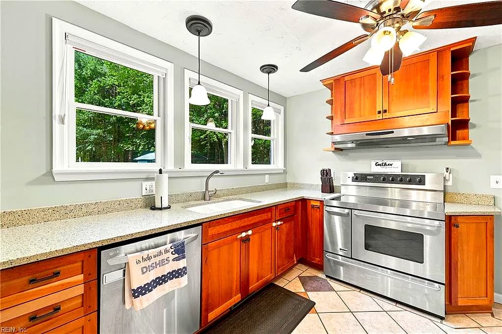 11011 Harcum RD, GLOUCESTER VA 23061 thumb 12