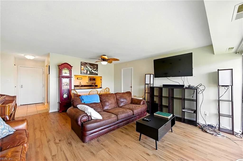 500 Pacific AVE #202, VIRGINIA BEACH VA 23451 - Photo 4