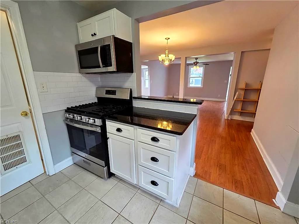 7405 Yorktown DR, NORFOLK VA 23505 thumb 12