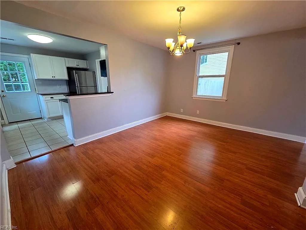 7405 Yorktown DR, NORFOLK VA 23505 thumb 7