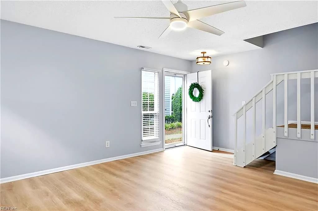 2307 Cretan CT, VIRGINIA BEACH VA 23454 - Photo 3