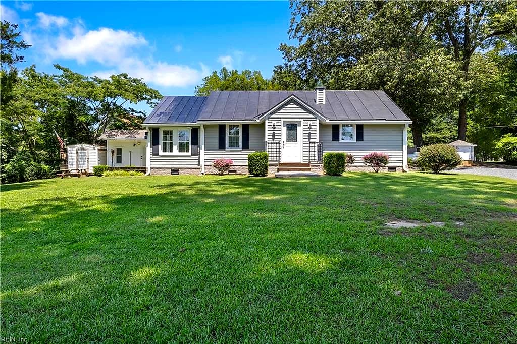 7838 On The Pond LN, GLOUCESTER VA 23061 - Main photo