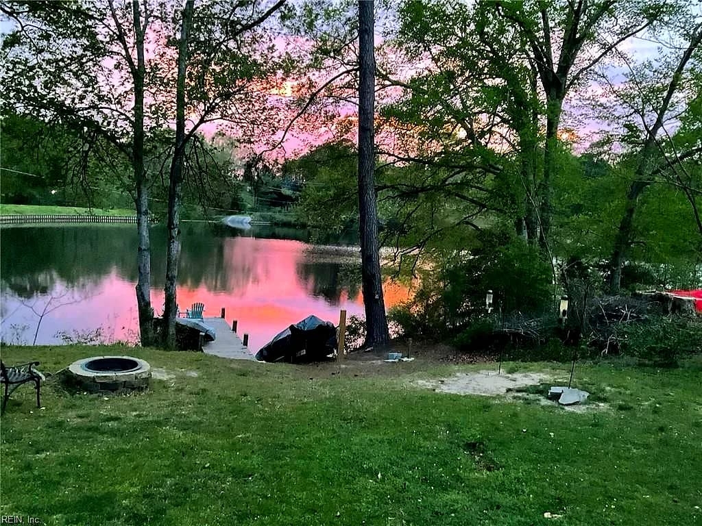 7838 On The Pond LN, GLOUCESTER VA 23061 - Photo 3