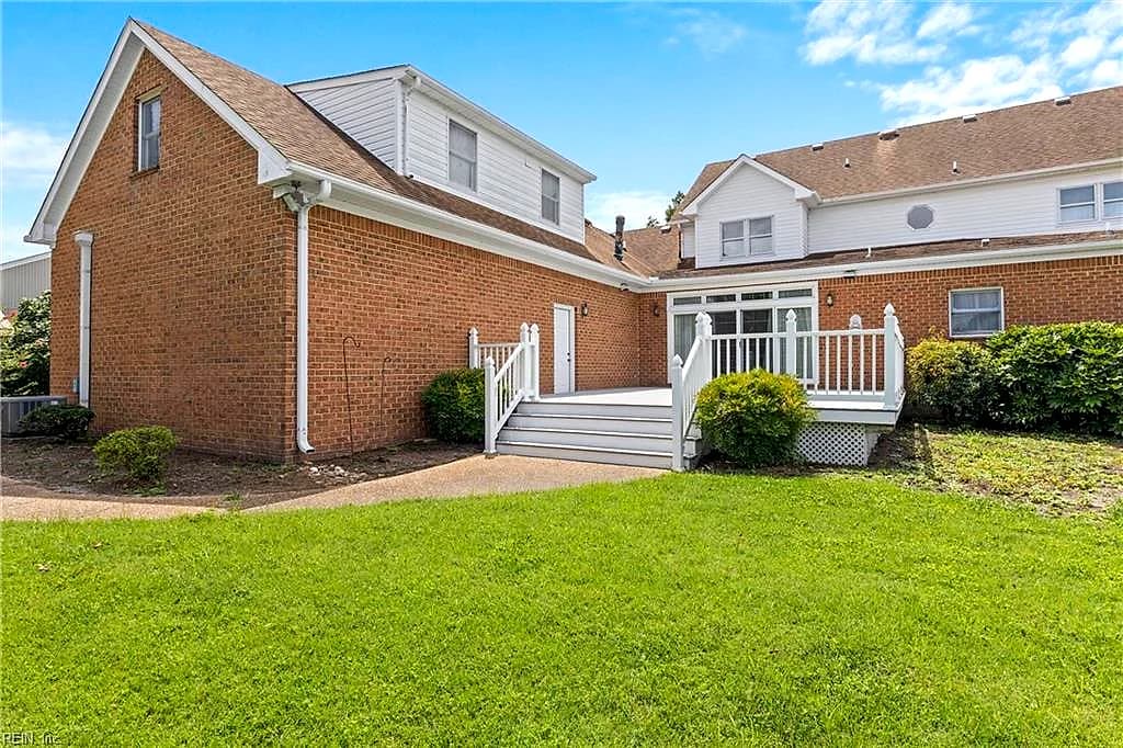 1548 Waterside DR N, CHESAPEAKE VA 23320 thumb 8