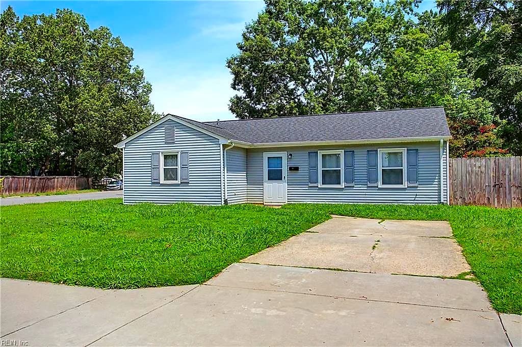 4024 Campbell RD, NEWPORT NEWS VA 23602 - Main photo