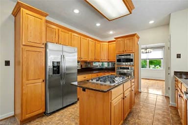 111 Leyland CT, YORKTOWN VA 23693 thumb 5