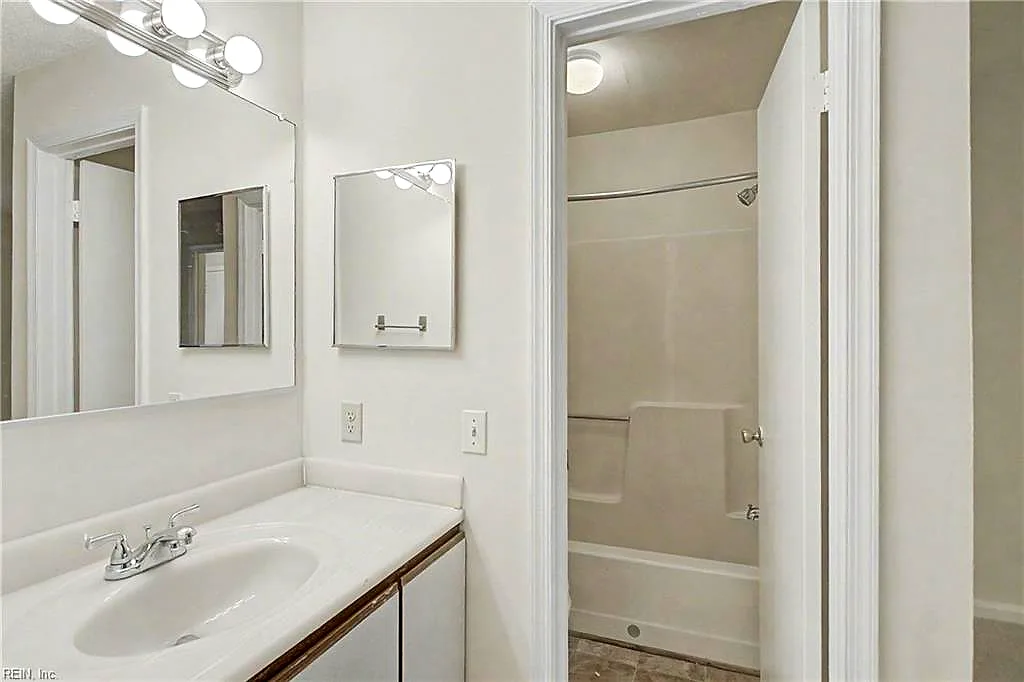 540 Pineland CIR #201, NEWPORT NEWS VA 23608 thumb 10