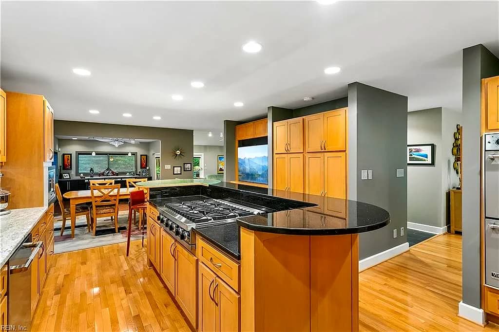 109 Colberts TRCE, YORKTOWN VA 23692 thumb 8