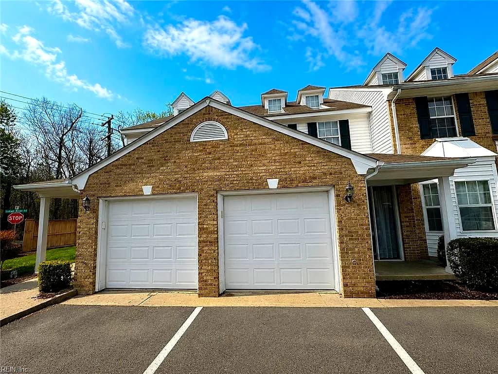 1508 April CT, VIRGINIA BEACH VA 23464 - Photo 2