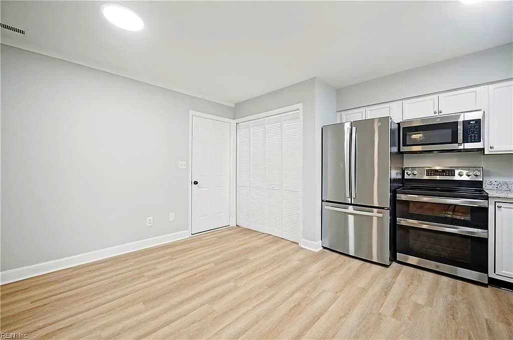 1451 Glendale AVE, CHESAPEAKE VA 23323 thumb 12