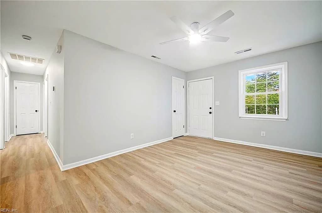 1451 Glendale AVE, CHESAPEAKE VA 23323 - Photo 4