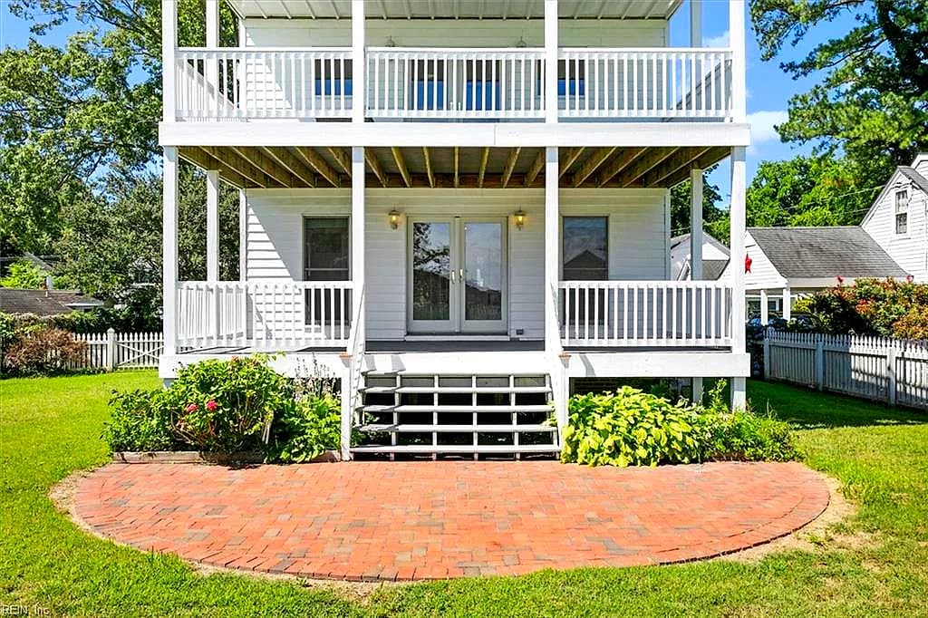 104 Pulaski ST, YORKTOWN VA 23690 - Photo 5