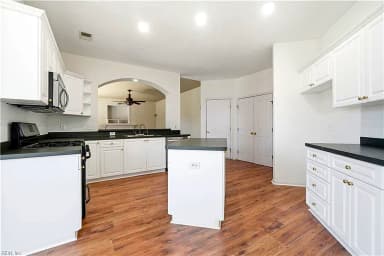 807 Gresham WAY, CHESAPEAKE VA 23323 thumb 12