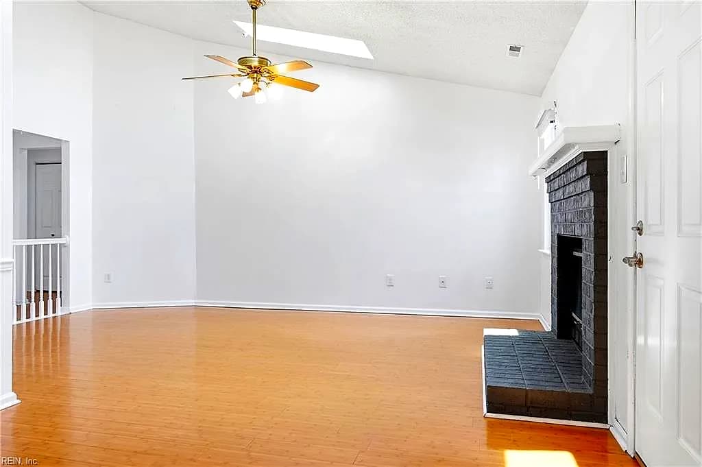 2096 Weybridge DR, VIRGINIA BEACH VA 23454 thumb 9