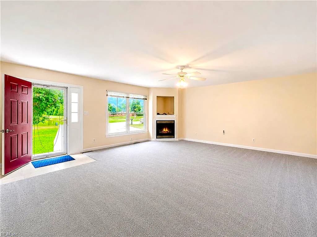 2978 Wendy CT, HAYES VA 23072 - Photo 4