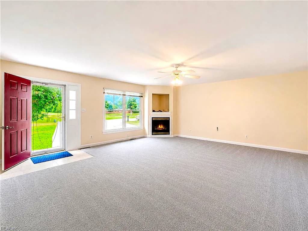 2978 Wendy CT, HAYES VA 23072 - Photo 4