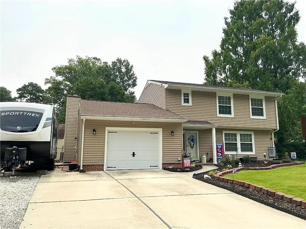 730 Pelham DR, NEWPORT NEWS VA 23608 - Photo 3