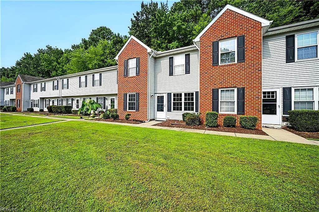 3504 Clover Meadows DR, CHESAPEAKE VA 23321 - Photo 3