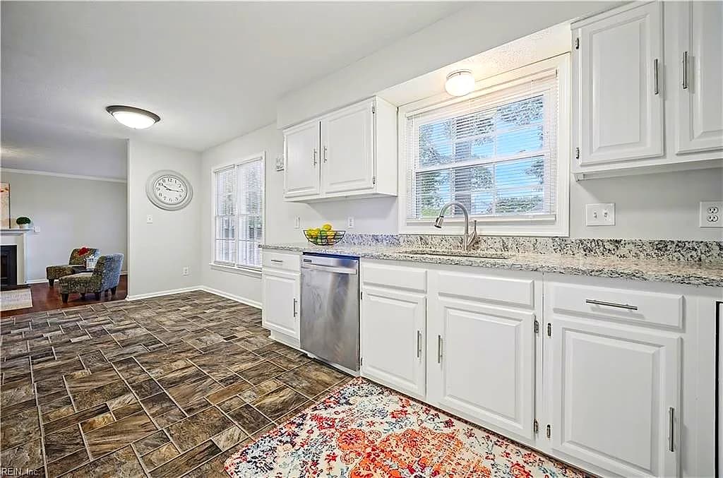 821 Lancaster LN, NEWPORT NEWS VA 23602 thumb 7