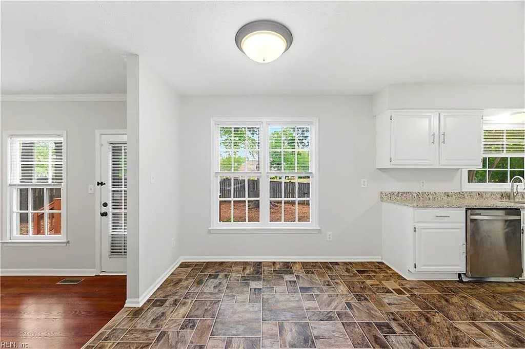 821 Lancaster LN, NEWPORT NEWS VA 23602 thumb 10