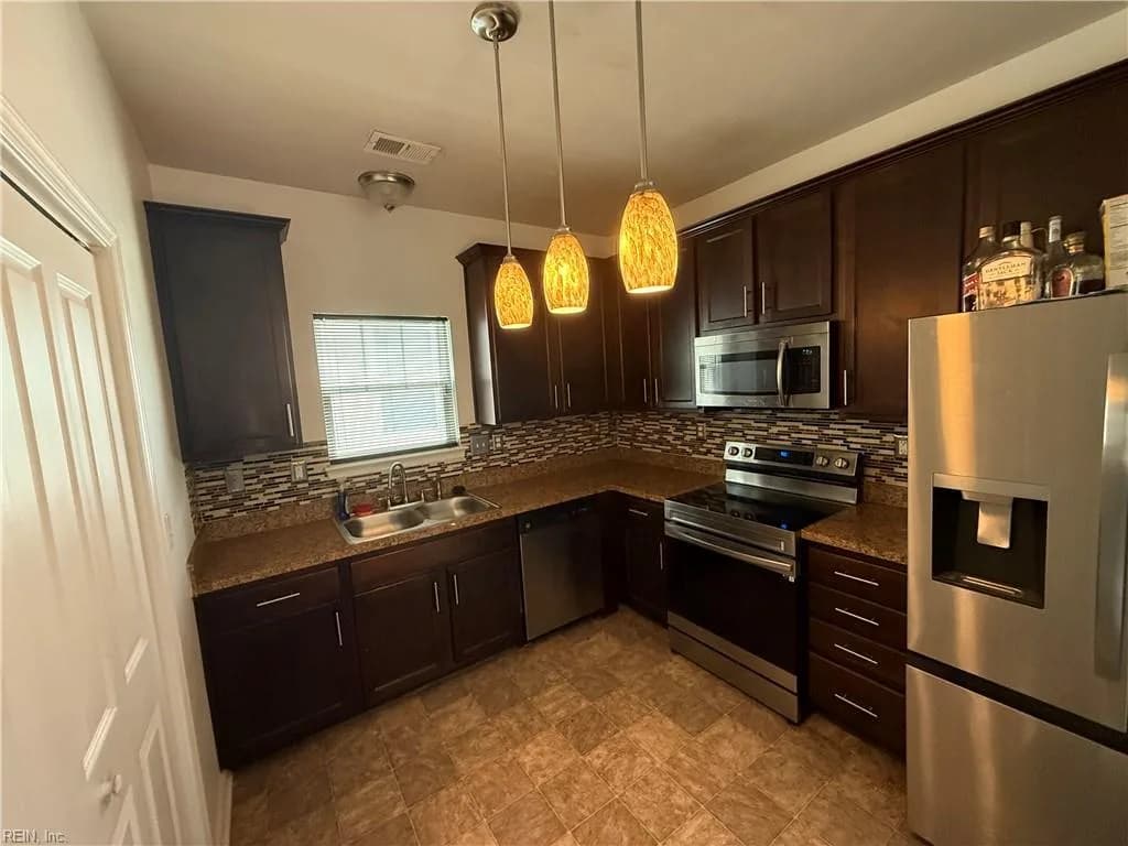 1125 Fairgrounds LN, SUFFOLK VA 23434 thumb 6