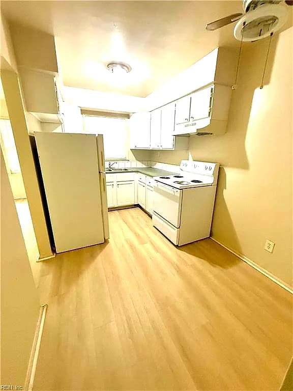 3219 Brest AVE #B, NORFOLK VA 23509 - Photo 4