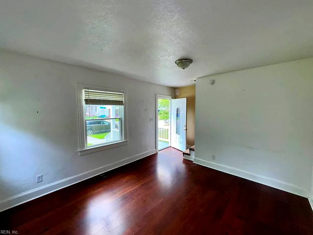2122 Parker AVE, PORTSMOUTH VA 23704 - Photo 5