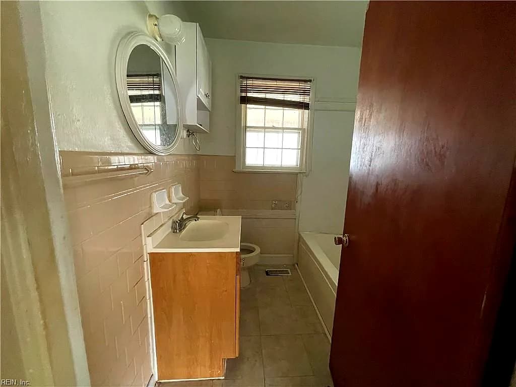 935 13th ST, NEWPORT NEWS VA 23607 thumb 10